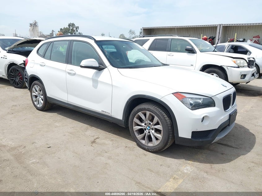 2014 BMW X1 VIN WBAVL1C53EVR94001 IAAI salvage auction — REAR END, Wait Title, sold $950 on 2026-07-29 (photo 1)