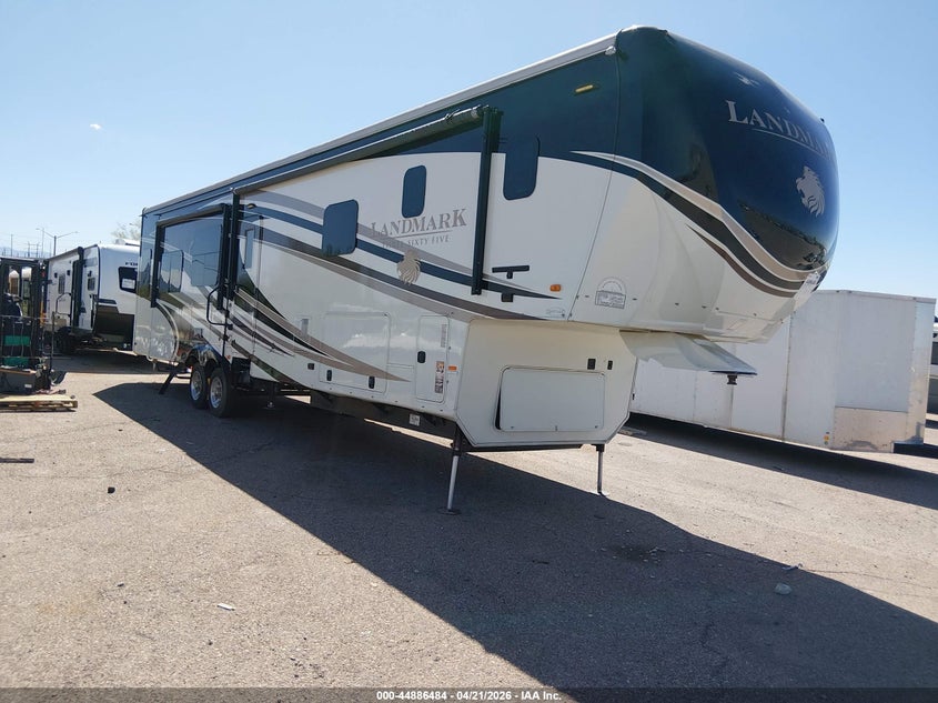 2015 Heartland rv Other VIN 5SFBG4322FE290629 IAAI salvage auction — SIDE, Salvage (Arizona), sold $12,000 on 2026-07-14 (photo 1)