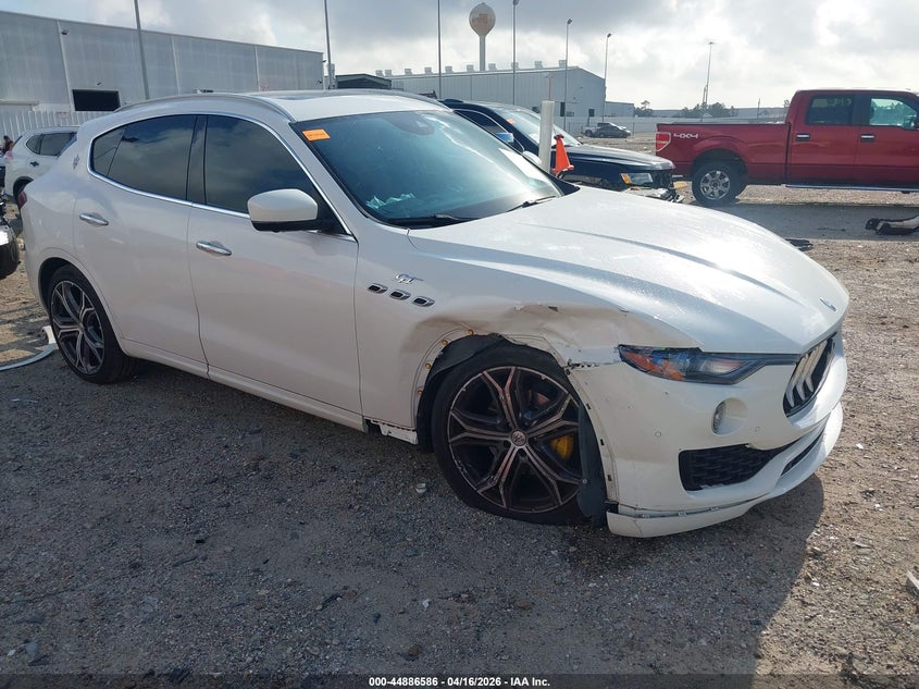 2023 Maserati Levante VIN ZN661XUA3PX420354 IAAI salvage auction — RIGHT FRONT, Original (Texas), sold $9,000 on 2026-07-09 (photo 1)