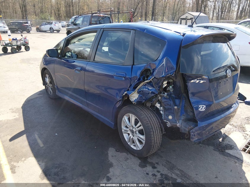 2013 Honda Fit VIN JHMGE8H55DC017975 IAAI salvage auction — REAR END, Salvage (Connecticut), sold $1,000 on 2026-07-16 (photo 3)