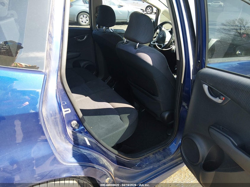 2013 Honda Fit VIN JHMGE8H55DC017975 IAAI salvage auction — REAR END, Salvage (Connecticut), sold $1,000 on 2026-07-16 (photo 8)