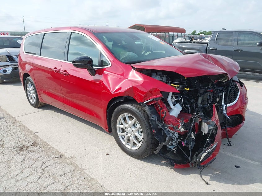 2026 Chrysler Pacifica VIN 2C4RC1BG6TR251257 IAAI salvage auction — FRONT END, Original (Texas), sold $12,100 on 2026-07-29 (photo 1)