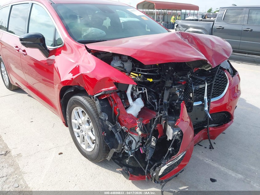 2026 Chrysler Pacifica VIN 2C4RC1BG6TR251257 IAAI salvage auction — FRONT END, Original (Texas), sold $12,100 on 2026-07-29 (photo 6)