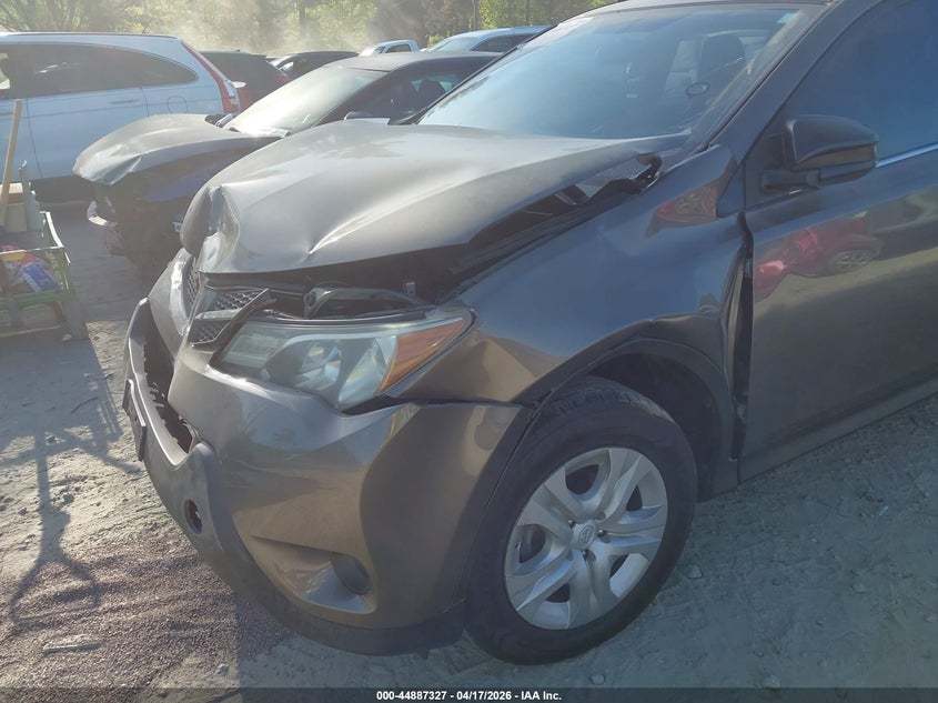 2015 Toyota Rav 4 VIN JTMZFREV9FD061749 IAAI salvage auction — FRONT END, Salvage Title, sold $3,100 on 2026-07-07 (photo 6)