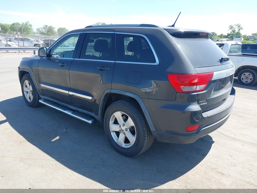 2011 Jeep Grand cherokee VIN 1J4RS4GG1BC611503 IAAI salvage auction — FRONT END, Salvage (North Carolina), sold $1,250 on 2026-08-13 (photo 3)