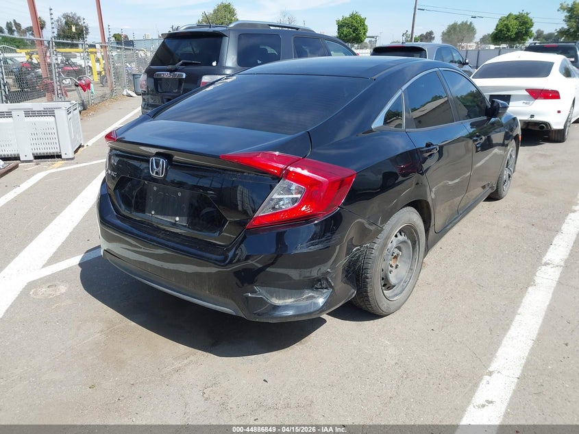 2017 Honda Civic VIN 2HGFC2F5XHH574419 IAAI salvage auction — LEFT FRONT, Salvage Title, sold $3,550 on 2026-09-07 (photo 4)
