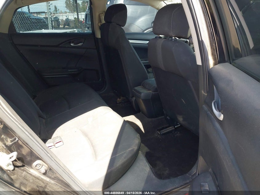 2017 Honda Civic VIN 2HGFC2F5XHH574419 IAAI salvage auction — LEFT FRONT, Salvage Title, sold $3,550 on 2026-09-07 (photo 8)