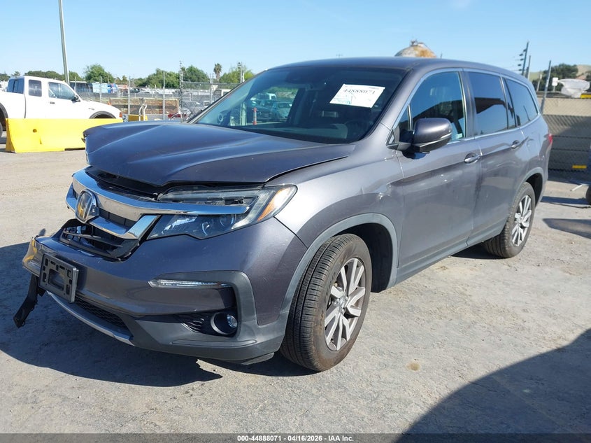 2020 Honda Pilot VIN 5FNYF5H52LB017211 IAAI salvage auction — RIGHT FRONT, Wait Title, sold $5,000 on 2026-07-09 (photo 2)