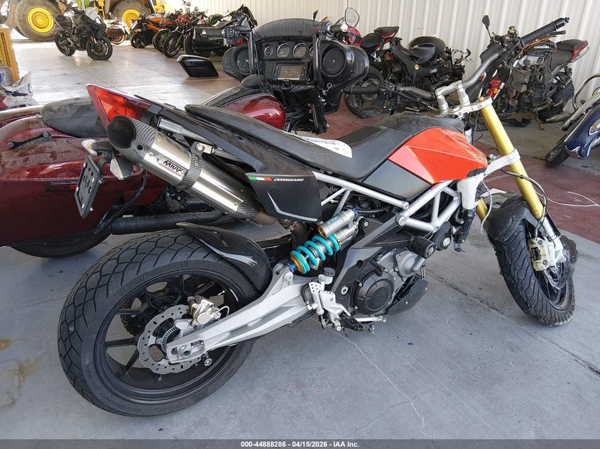 2014 Aprilia Dorsoduro VIN ZD4SMC019ES000117 IAAI salvage auction — FRONT END, Salvage (Nevada), sold $25 on 2026-07-22 (photo 4)