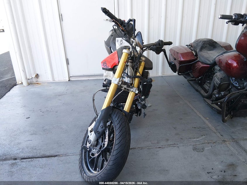 2014 Aprilia Dorsoduro VIN ZD4SMC019ES000117 IAAI salvage auction — FRONT END, Salvage (Nevada), sold $25 on 2026-07-22 (photo 5)