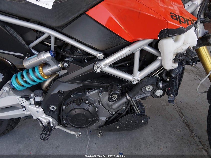 2014 Aprilia Dorsoduro VIN ZD4SMC019ES000117 IAAI salvage auction — FRONT END, Salvage (Nevada), sold $25 on 2026-07-22 (photo 8)