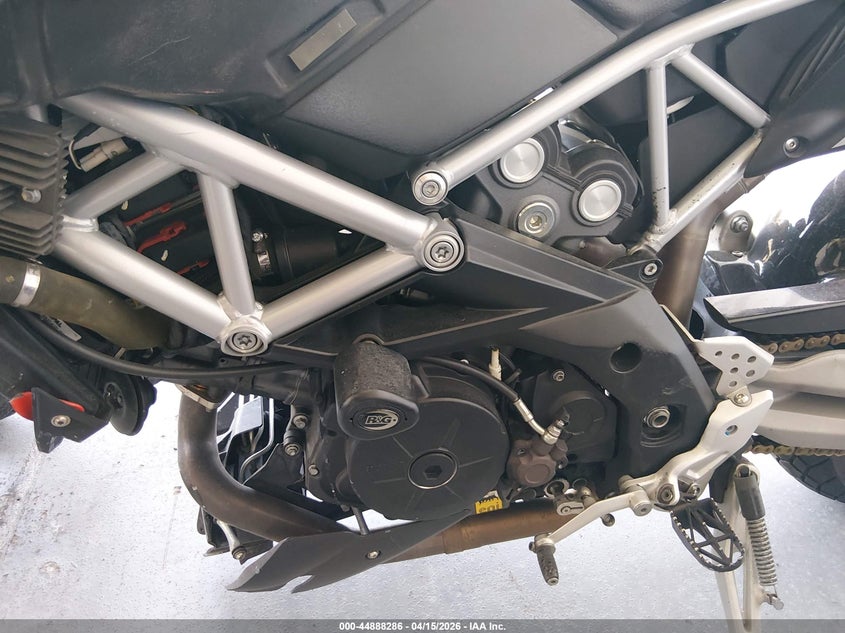 2014 Aprilia Dorsoduro VIN ZD4SMC019ES000117 IAAI salvage auction — FRONT END, Salvage (Nevada), sold $25 on 2026-07-22 (photo 9)