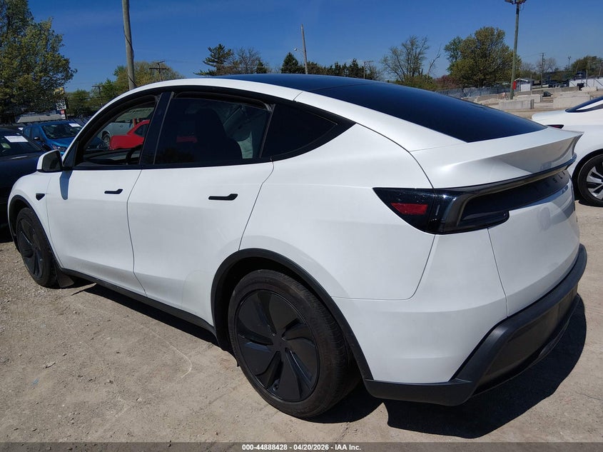 2026 Tesla Model y VIN 7SAYGDEE6TF354558 IAAI salvage auction — UNKNOWN, Salvage (Illinois), sold $20,800 on 2026-07-07 (photo 3)