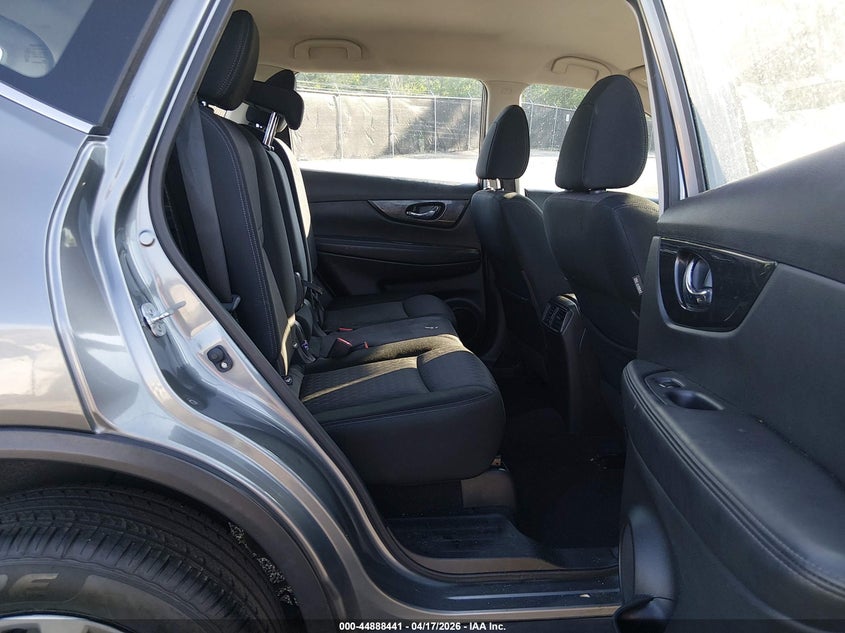 2017 Nissan Rogue VIN JN8AT2MTXHW138542 IAAI salvage auction — LEFT FRONT, Salvage Title, sold $2,650 on 2026-07-15 (photo 8)