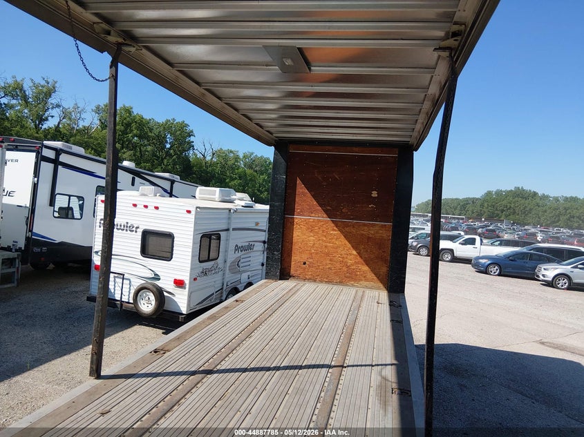 2017 Utility trailer mfg Utility trailer mfg VIN 1UYTS2481HA920701 IAAI salvage auction — REAR END, Clear (Montana), sold $1,650 on 2026-07-08 (photo 5)