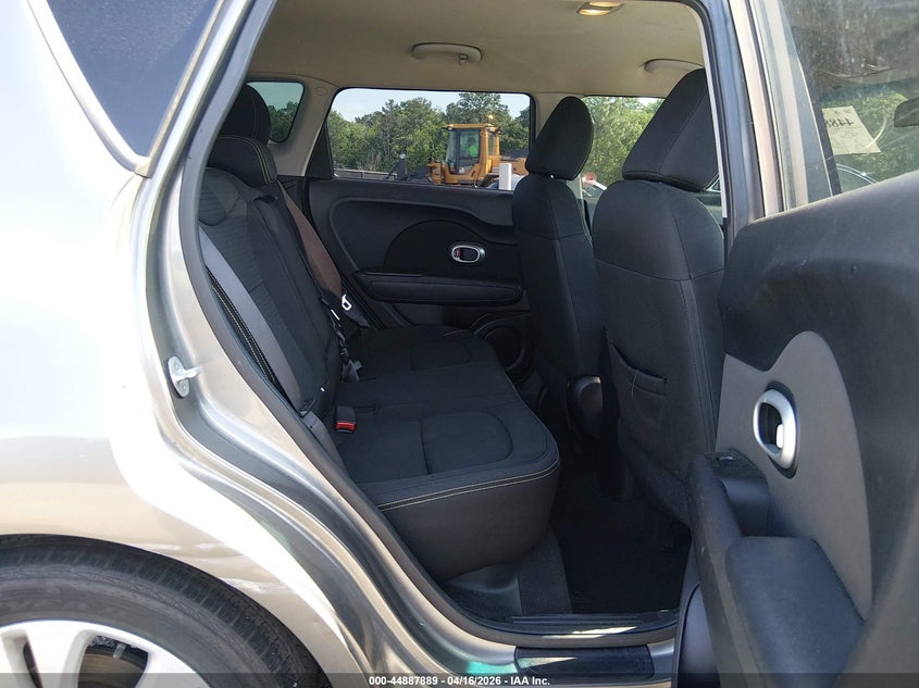 2016 Kia Soul VIN KNDJP3A51G7249601 IAAI salvage auction — RIGHT FRONT, Wait Title, sold $1,075 on 2026-07-22 (photo 8)