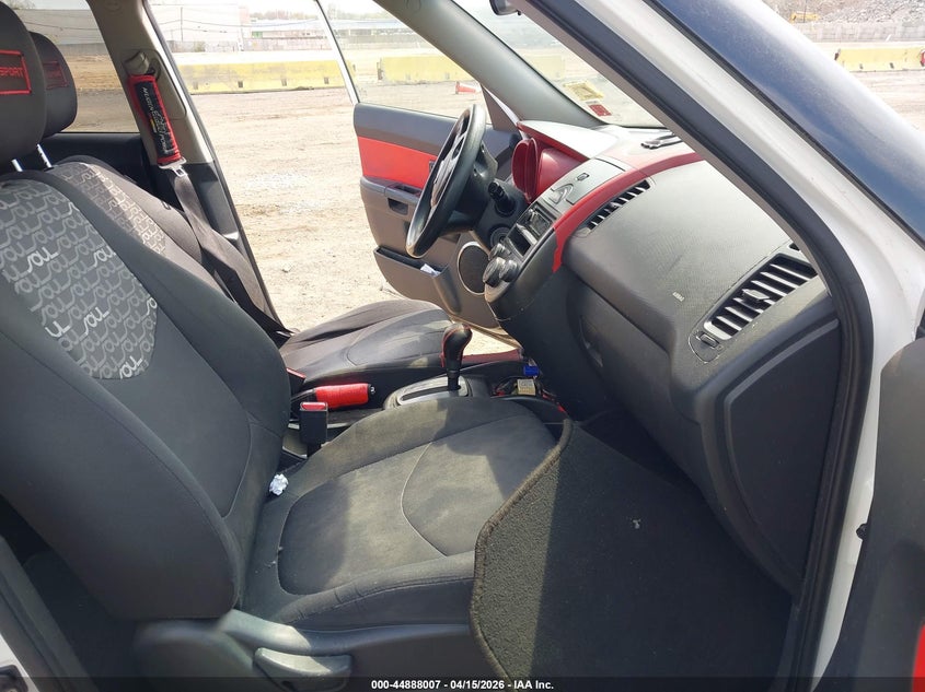 2010 Kia Soul VIN KNDJT2A25A7701875 IAAI salvage auction — FRONT END, Clear (New York), sold $450 on 2026-07-28 (photo 5)
