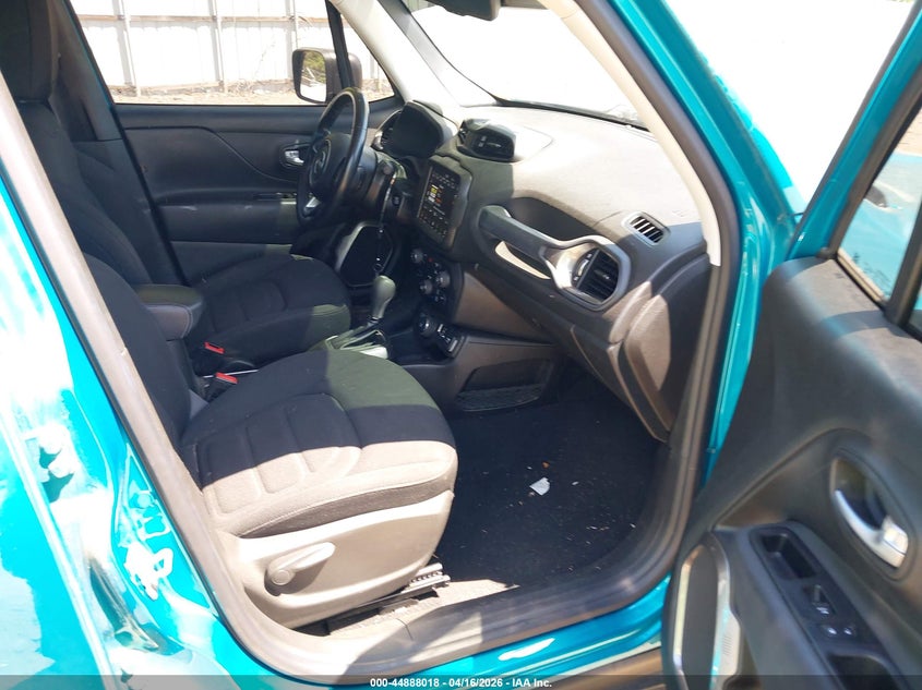2022 Jeep Renegade VIN ZACNJDB19NPN50778 IAAI salvage auction — FRONT END, Wait Title, sold $2,750 on 2026-08-19 (photo 5)