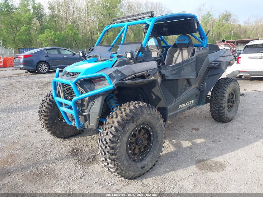 2019 Polaris Rzr VIN 3NSVDE925KF785792 IAAI salvage auction — ROLLOVER, Clear (Virginia), sold $2,900 on 2026-08-19 (photo 2)