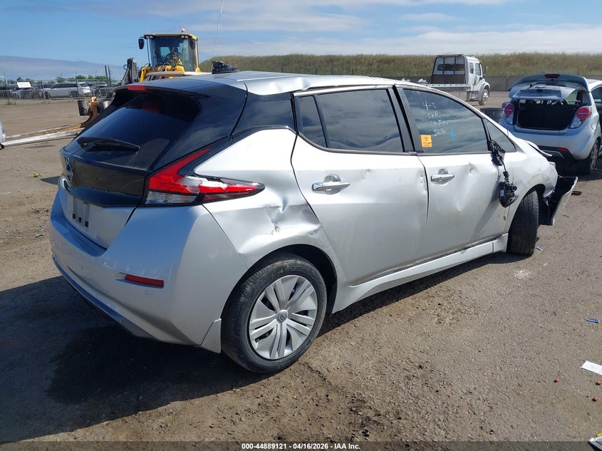 2023 Nissan Leaf VIN 1N4AZ1BV4PC555296 IAAI salvage auction — BIO HAZARD, Wait Title, sold $225 on 2026-07-08 (photo 4)
