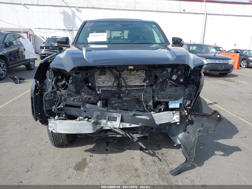 2024 Toyota Tacoma VIN 3TMLB5JN7RM033456 IAAI salvage auction — FRONT & REAR, Salvage (Oregon), sold $12,400 on 2026-07-30 (photo 6)