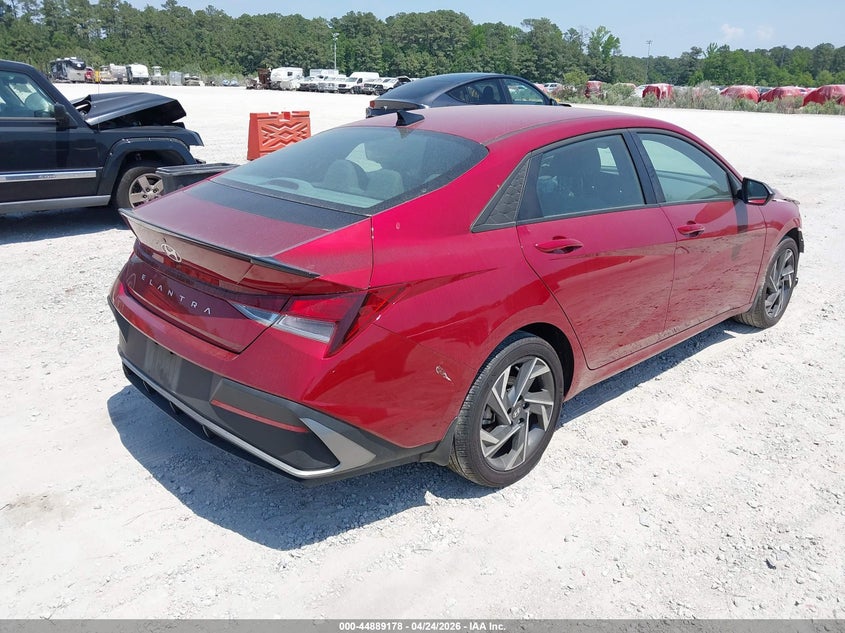 2025 Hyundai Elantra VIN KMHLM4DG7SU957006 IAAI salvage auction — FRONT END, Salvage Title, sold $6,300 on 2026-07-09 (photo 4)