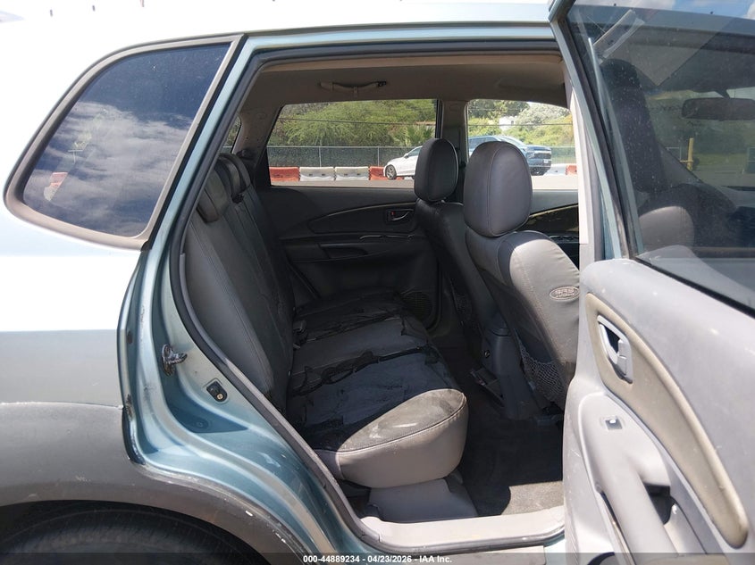 2005 Hyundai Tucson VIN KM8JN72D95U096799 IAAI salvage auction — WATER/FLOOD, Salvage (Hawaii), sold $25 on 2026-07-28 (photo 8)