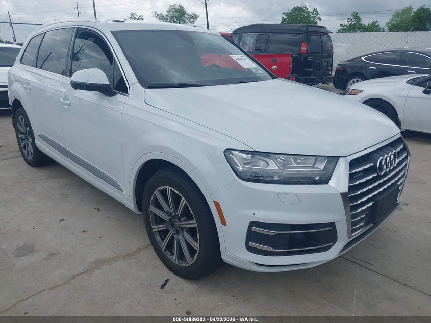 2017 Audi Q7 VIN WA1VAAF77HD019253 IAAI salvage auction — REAR END, Wait Title, sold $7,100 on 2026-07-17 (photo 1)