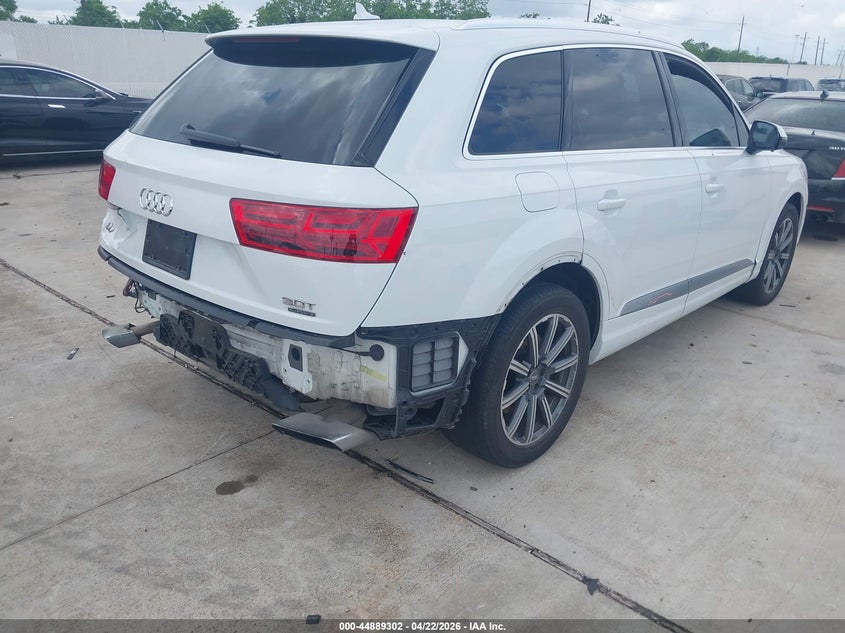 2017 Audi Q7 VIN WA1VAAF77HD019253 IAAI salvage auction — REAR END, Wait Title, sold $7,100 on 2026-07-17 (photo 4)