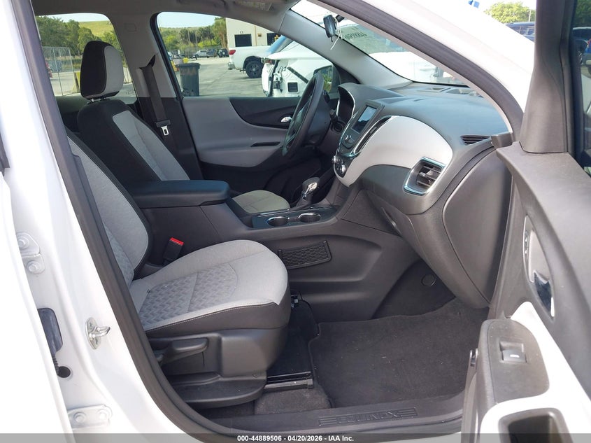 2024 Chevrolet Equinox VIN 3GNAXHEG5RL299996 IAAI salvage auction — LEFT FRONT, Salvage Title, sold $7,000 on 2026-07-30 (photo 5)