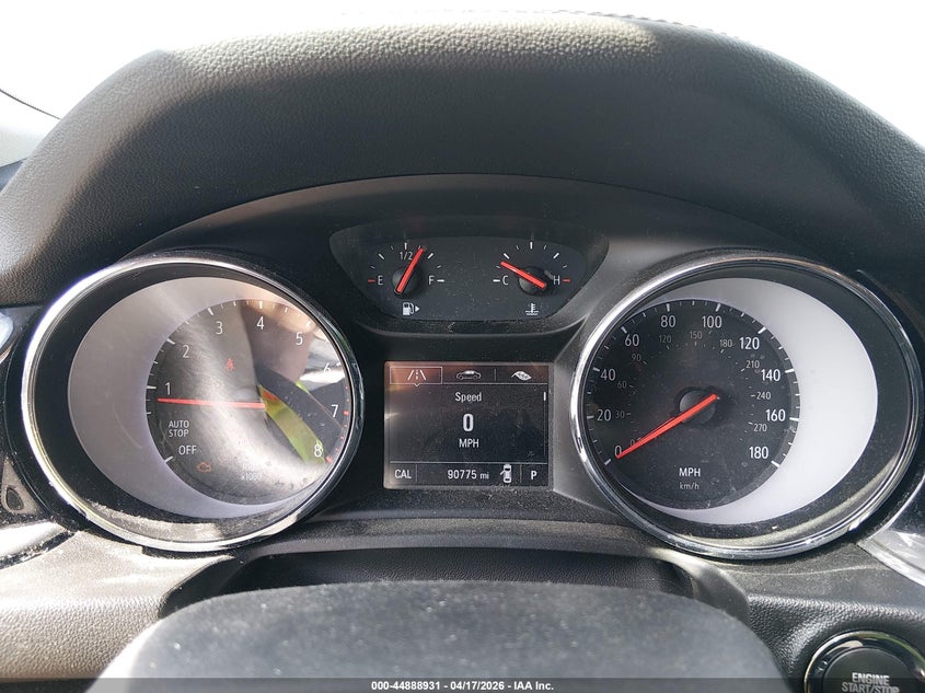 2018 Buick Regal VIN W04GL6SX1J1112198 IAAI salvage auction — FRONT END, Salvage Title, sold $25 on 2026-07-12 (photo 7)