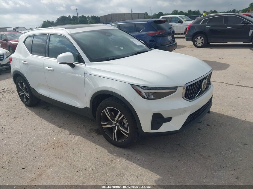 2025 Volvo Xc40 VIN YV4L12UJ3S2472867 IAAI salvage auction — LEFT SIDE, Original (Texas), sold $13,000 on 2026-07-15 (photo 1)