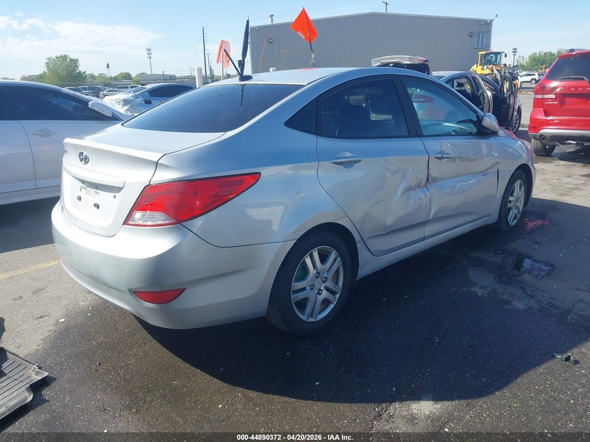 2017 Hyundai Accent VIN KMHCT4AE7HU273426 IAAI salvage auction — RIGHT SIDE, Salvage (Utah), sold $550 on 2026-07-30 (photo 4)