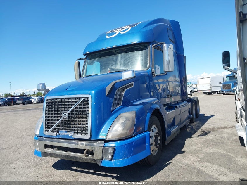 2016 Volvo Vn VIN 4V4NC9EJ2GN927666 IAAI salvage auction — FRONT END, Clear (California), sold $3,700 on 2026-07-08 (photo 2)