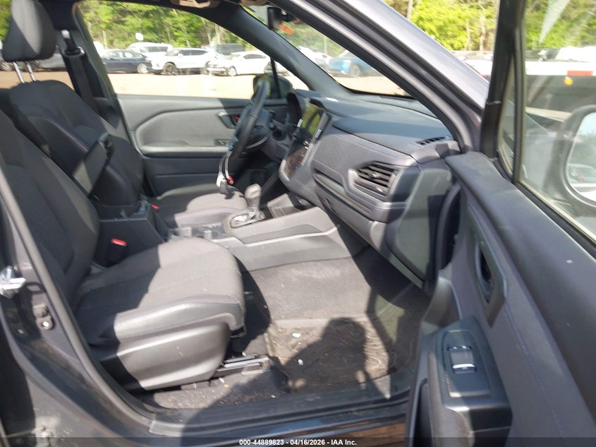 2025 Subaru Forester VIN JF2SLDDCXSH567687 IAAI salvage auction — LEFT REAR, Salvage Title, sold $4,000 on 2026-07-22 (photo 5)