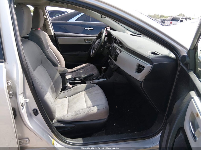 2015 Toyota Corolla VIN 5YFBURHE9FP238011 IAAI salvage auction — FRONT END, Salvage (Texas), sold $925 on 2026-07-15 (photo 5)
