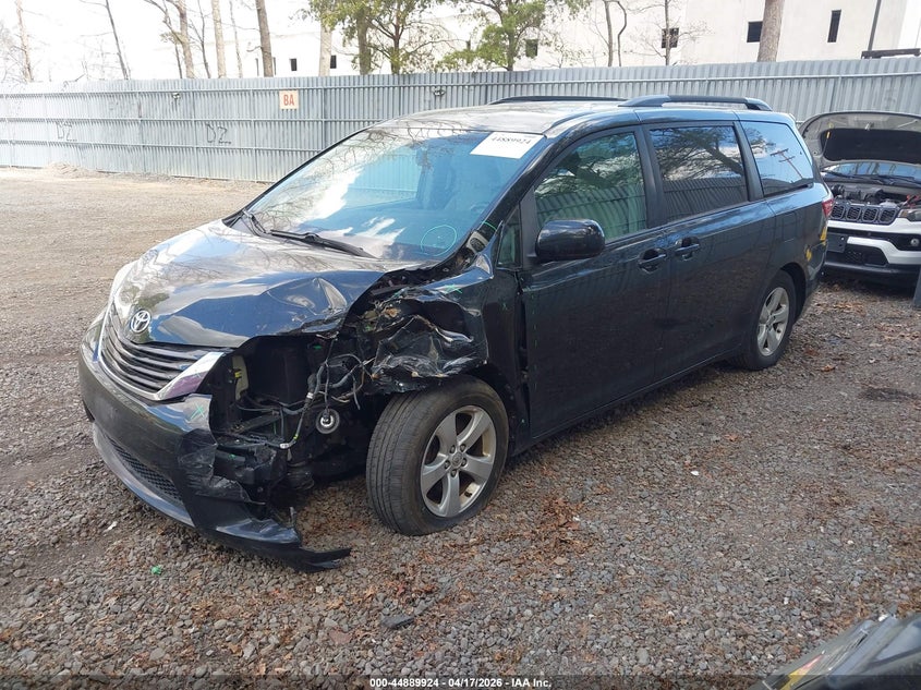2017 Toyota Sienna VIN 5TDKZ3DC9HS862565 IAAI salvage auction — FRONT END, Salvage (New Jersey), sold $3,825 on 2026-07-15 (photo 2)