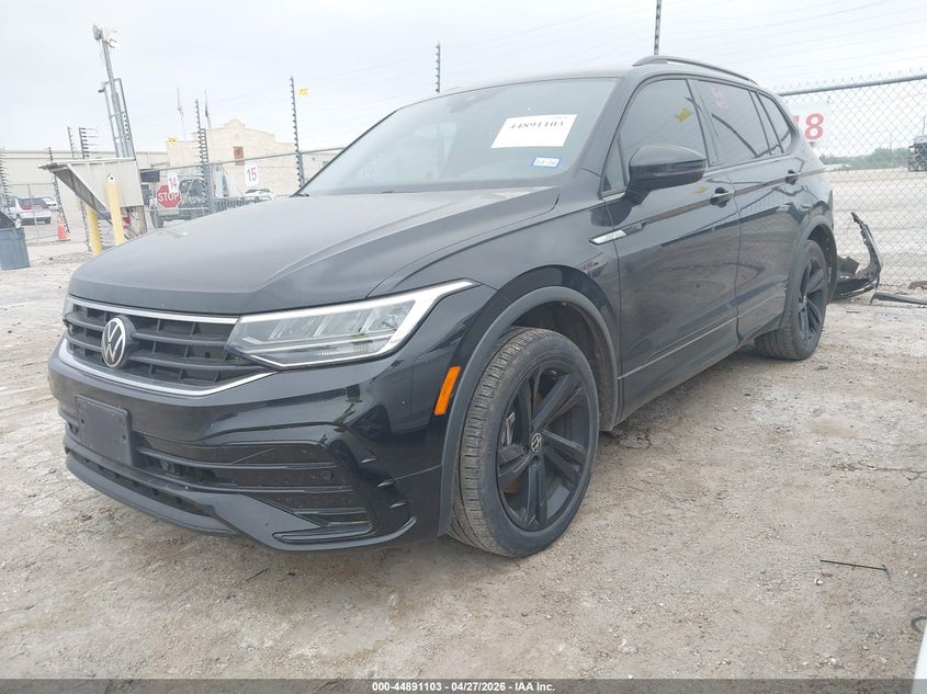 2024 Volkswagen Tiguan VIN 3VVCB7AX9RM100086 IAAI salvage auction — RIGHT REAR, Original (Texas), sold $7,300 on 2026-07-29 (photo 2)