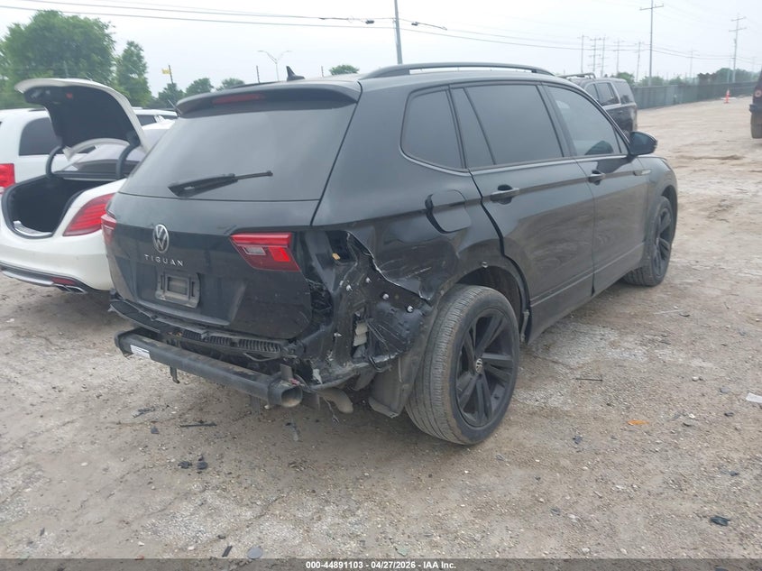 2024 Volkswagen Tiguan VIN 3VVCB7AX9RM100086 IAAI salvage auction — RIGHT REAR, Original (Texas), sold $7,300 on 2026-07-29 (photo 4)