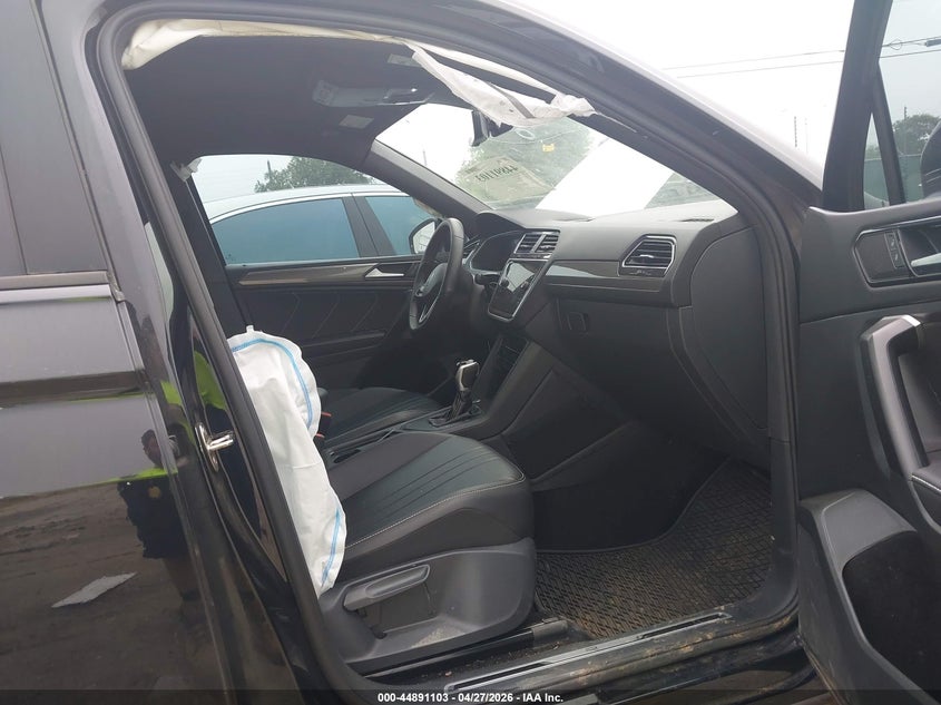 2024 Volkswagen Tiguan VIN 3VVCB7AX9RM100086 IAAI salvage auction — RIGHT REAR, Original (Texas), sold $7,300 on 2026-07-29 (photo 5)