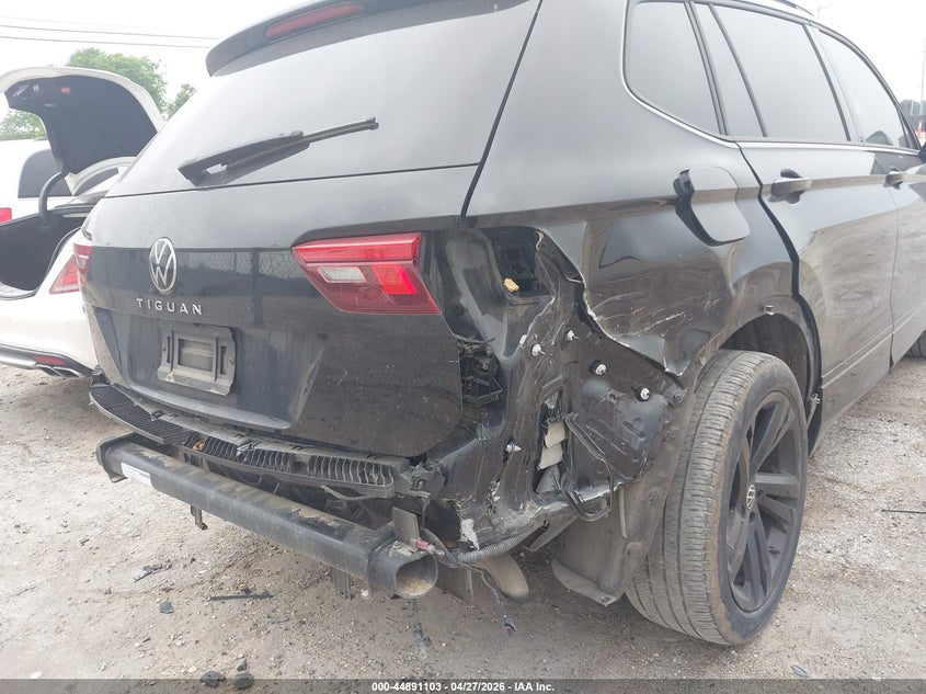 2024 Volkswagen Tiguan VIN 3VVCB7AX9RM100086 IAAI salvage auction — RIGHT REAR, Original (Texas), sold $7,300 on 2026-07-29 (photo 6)