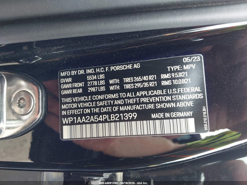 2023 Porsche Macan VIN WP1AA2A54PLB21399 IAAI salvage auction — SIDE, Original (Texas), sold $20,900 on 2026-07-08 (photo 9)