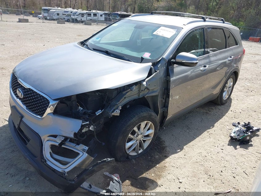 2018 Kia Sorento VIN 5XYPGDA37JG425172 IAAI salvage auction — LEFT FRONT, Salvage Title, sold $25 on 2026-07-28 (photo 2)