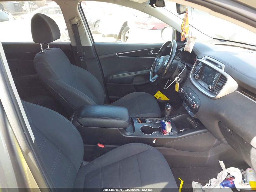 2018 Kia Sorento VIN 5XYPGDA37JG425172 IAAI salvage auction — LEFT FRONT, Salvage Title, sold $25 on 2026-07-28 (photo 5)