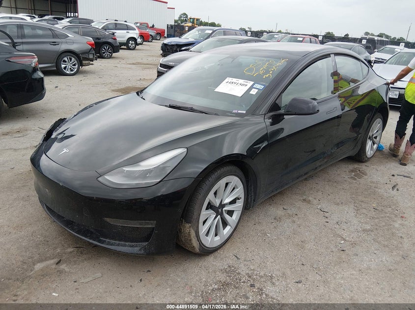 2022 Tesla Model 3 VIN 5YJ3E1EA8NF368523 IAAI salvage auction — RIGHT SIDE, Original (Texas), sold $5,150 on 2026-07-09 (photo 2)