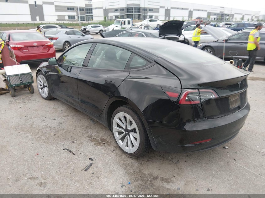 2022 Tesla Model 3 VIN 5YJ3E1EA8NF368523 IAAI salvage auction — RIGHT SIDE, Original (Texas), sold $5,150 on 2026-07-09 (photo 3)