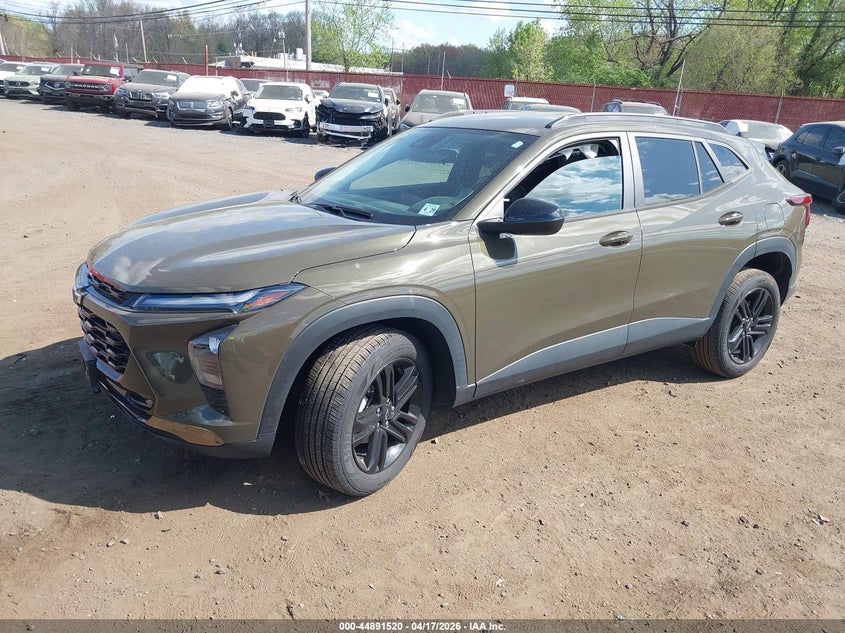 2024 Chevrolet Trax VIN KL77LKE2XRC197103 IAAI salvage auction — RIGHT SIDE, Salvage Title, sold $5,650 on 2026-07-15 (photo 2)