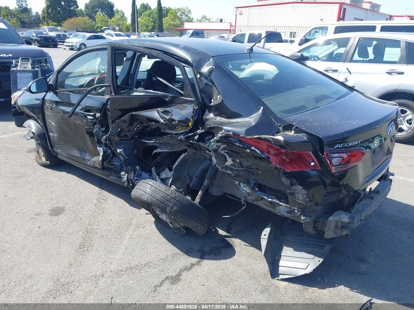 2019 Hyundai Accent VIN 3KPC24A35KE067727 IAAI salvage auction — LEFT SIDE, Salvage Title, sold $1,450 on 2026-07-09 (photo 3)