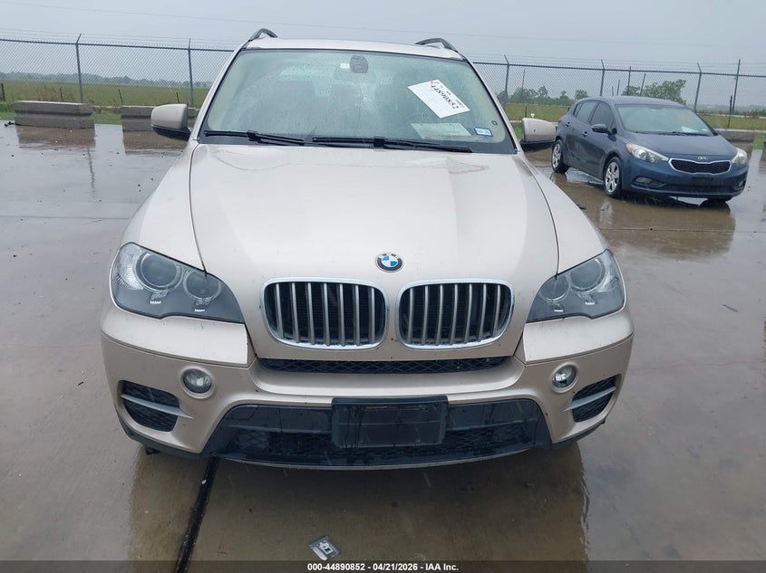 2013 BMW X5 VIN 5UXZV4C52D0E11348 IAAI salvage auction — FRONT END, Wait Title, sold $1,950 on 2026-07-10 (photo 6)