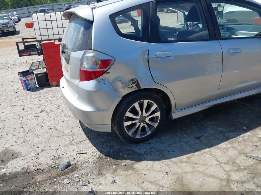 2012 Honda Fit VIN JHMGE8H54CC033227 IAAI salvage auction — FRONT END, Salvage Title, sold $725 on 2026-07-15 (photo 6)